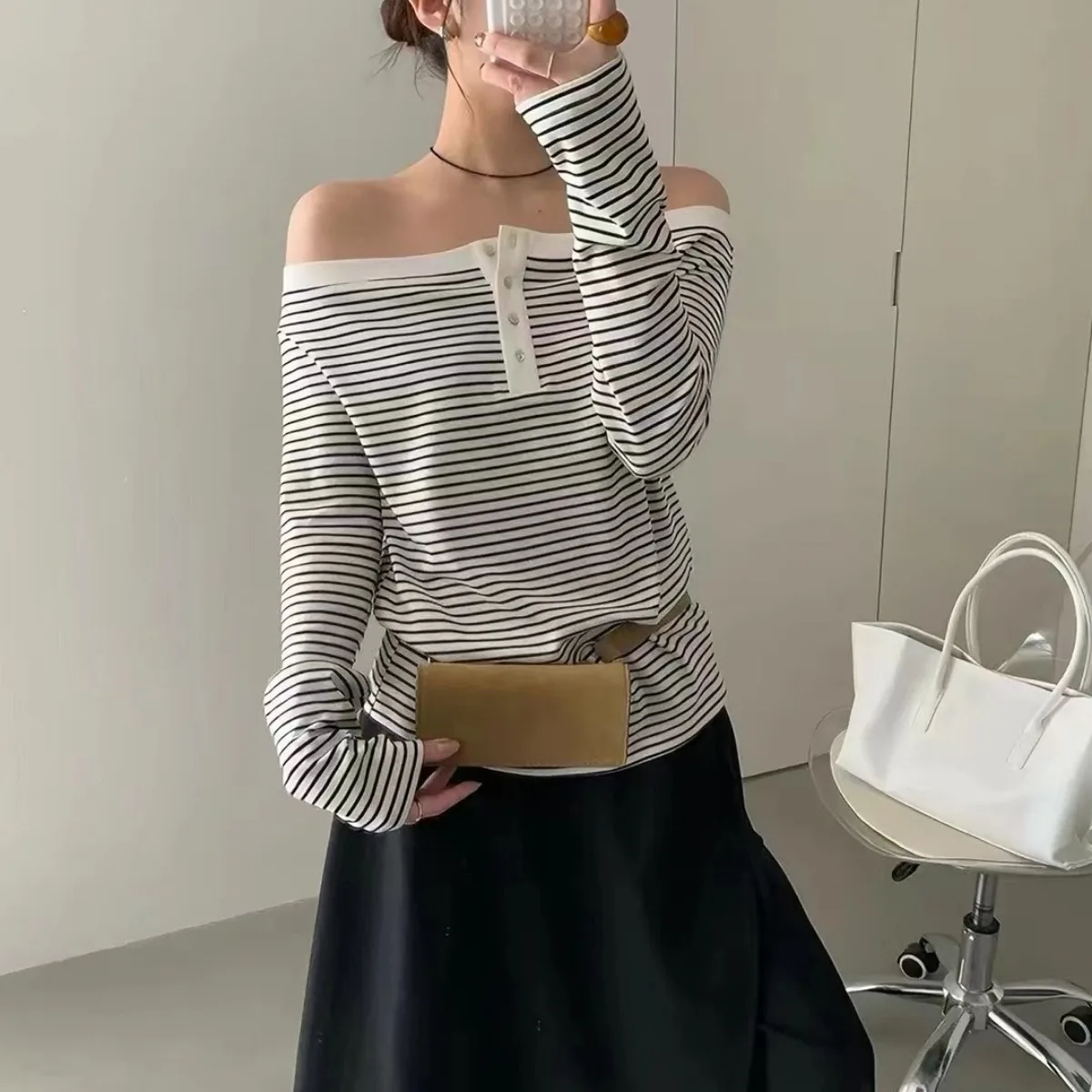 Autumn New Stripe Shoulder Bared Knitted Sweater Casual Style Long Sleeve Regular Length Women's Premium Fashion Top