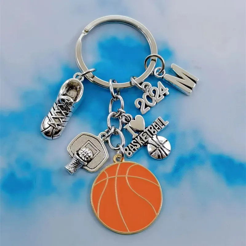 New Fashion A-Z Letter I Love Basketball Pendant Keychain Handmade Men\'s Keychain Car Jewelry Souvenir Gift