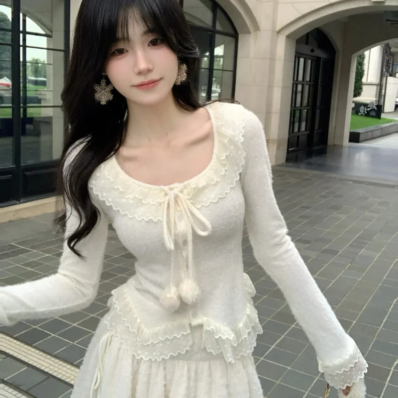 

Милые футболки принцессы с длинными рукавами, женские кавайные кружевные оборки, лоскутные плюшевые тонкие топы с шариками, осень-зима, корейские модные футболки