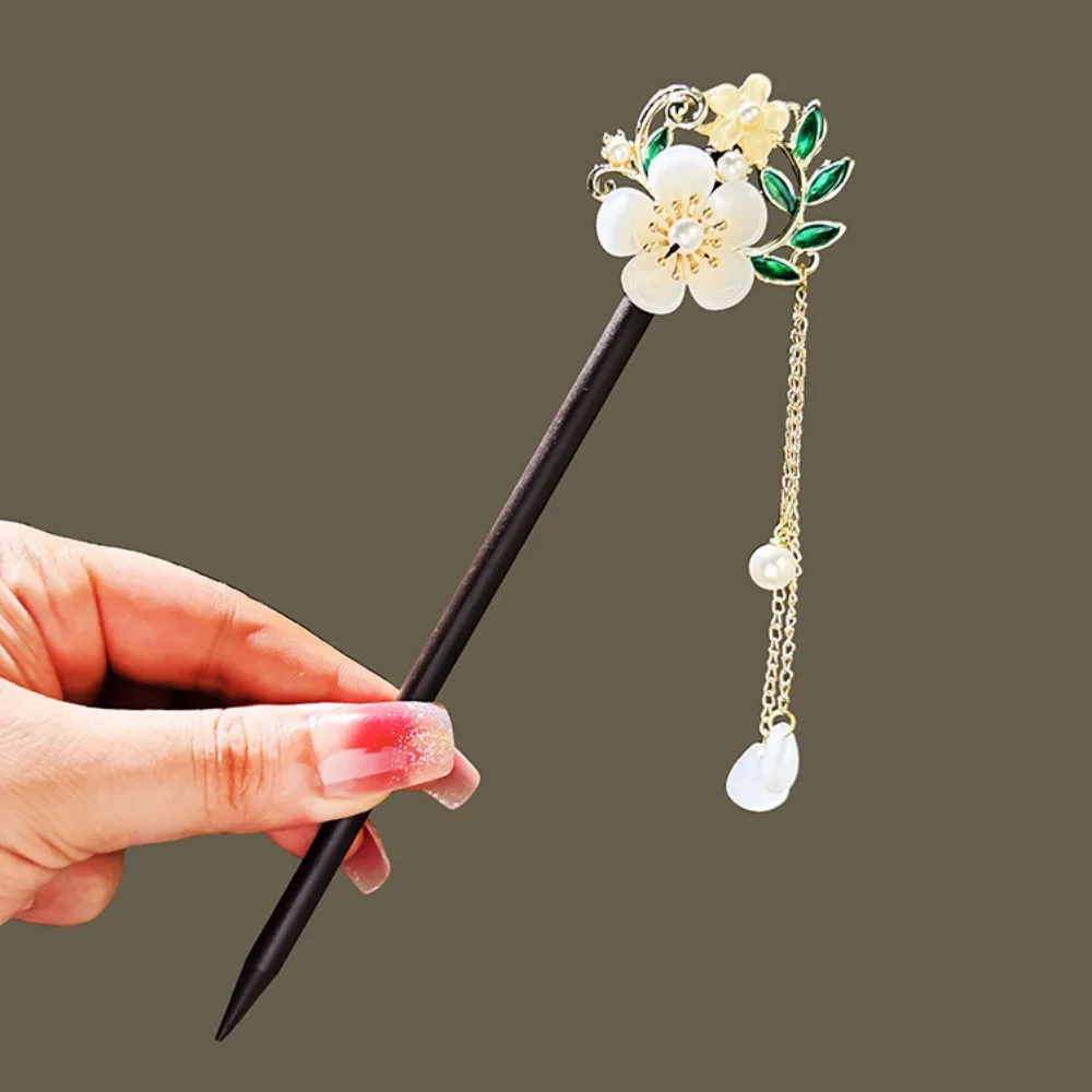 

Elegant Chinese Style Flower Hair Sticks Vintage Handmade Hair Chinese Tassel Wooden Hair Forks Hanfu Hair Bun for Hanfu Party