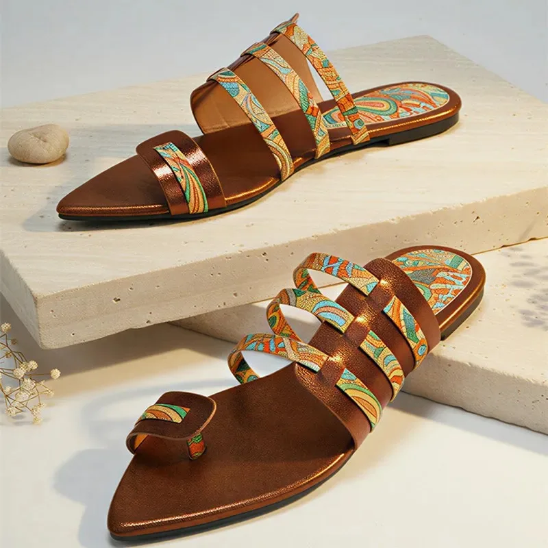 

Women's Clip Toe Flat Sandals Women Ethnic Style Totem Printed Design Beach Slippers Ladies Summer Sexy Pointed Toe Flip Flops
