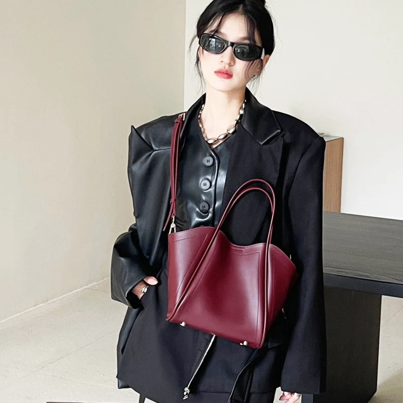 2026 Women's Large Capacity Handbag Wing Design Handheld Tote Daily Use And Commuting Single Shoulder Crossbody Bag for Ladies image 2