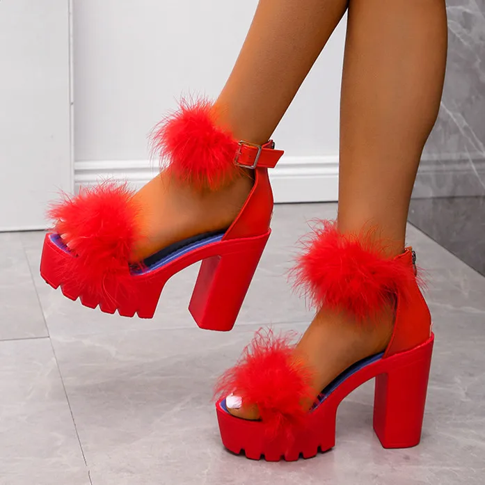 2024 Europe and the United States summer high heels fluffy women\'s shoes wish thick heel platform sandals