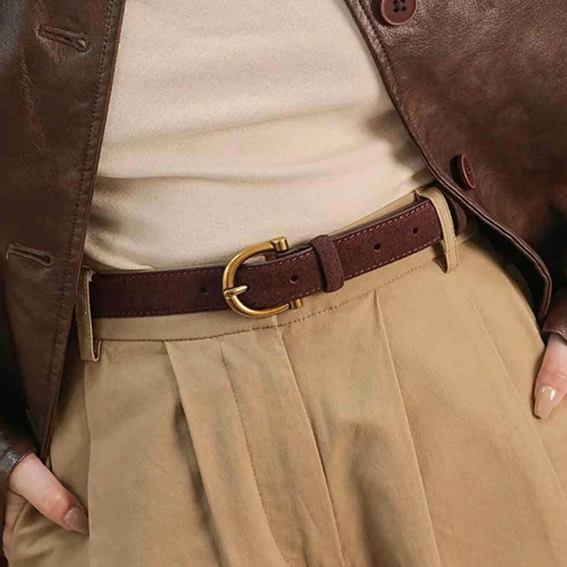 حزام جلد الغزال الفاخر للنساء حزام جلد أنيق الذهب دبوس مشبك جلد البقر ذات العلامات التجارية حزام الملابس والاكسسوارات حزام النساء