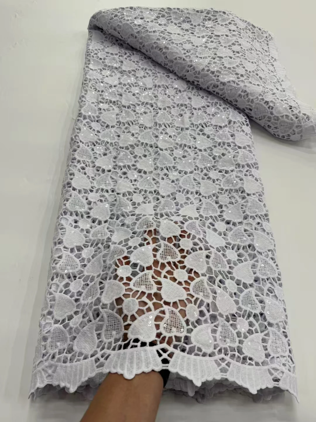 Fashion African Guipure Lace Fabric 2025 Latest Water Soluble Lace French High Quality Embroidery Nigerian Lace Fabric For Dress