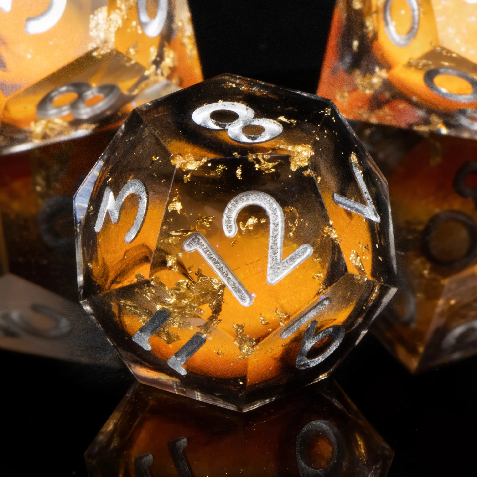 

Liquid Core DND Dice Set, 7pcs Sharp Edge Dice for Role Playing Dungeons and Dragons Ttrpg,Handmade Resin D&D Dice