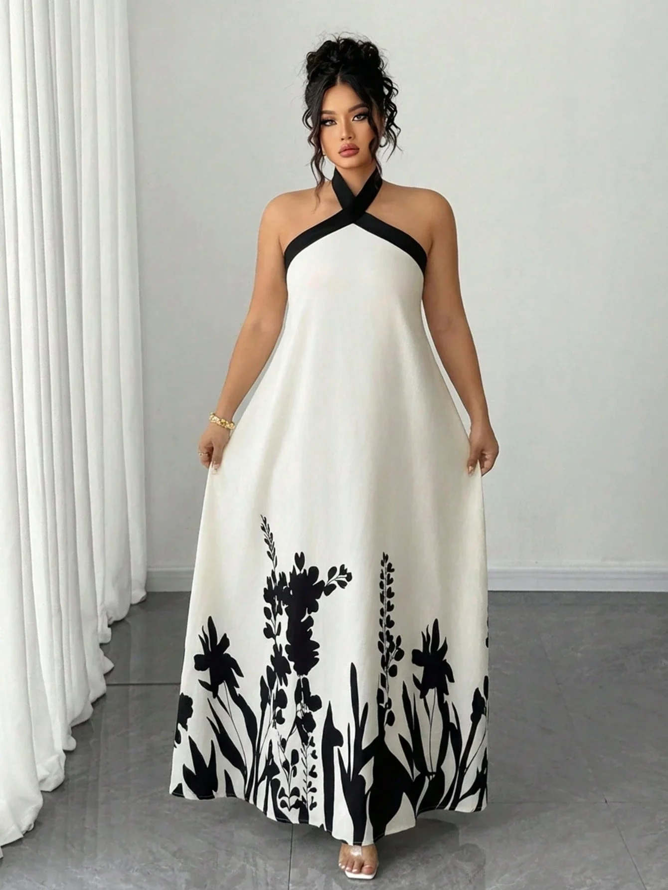 

Women Floral Print Halter Neck Maxi Dress Flowy Vacation Dress Black White