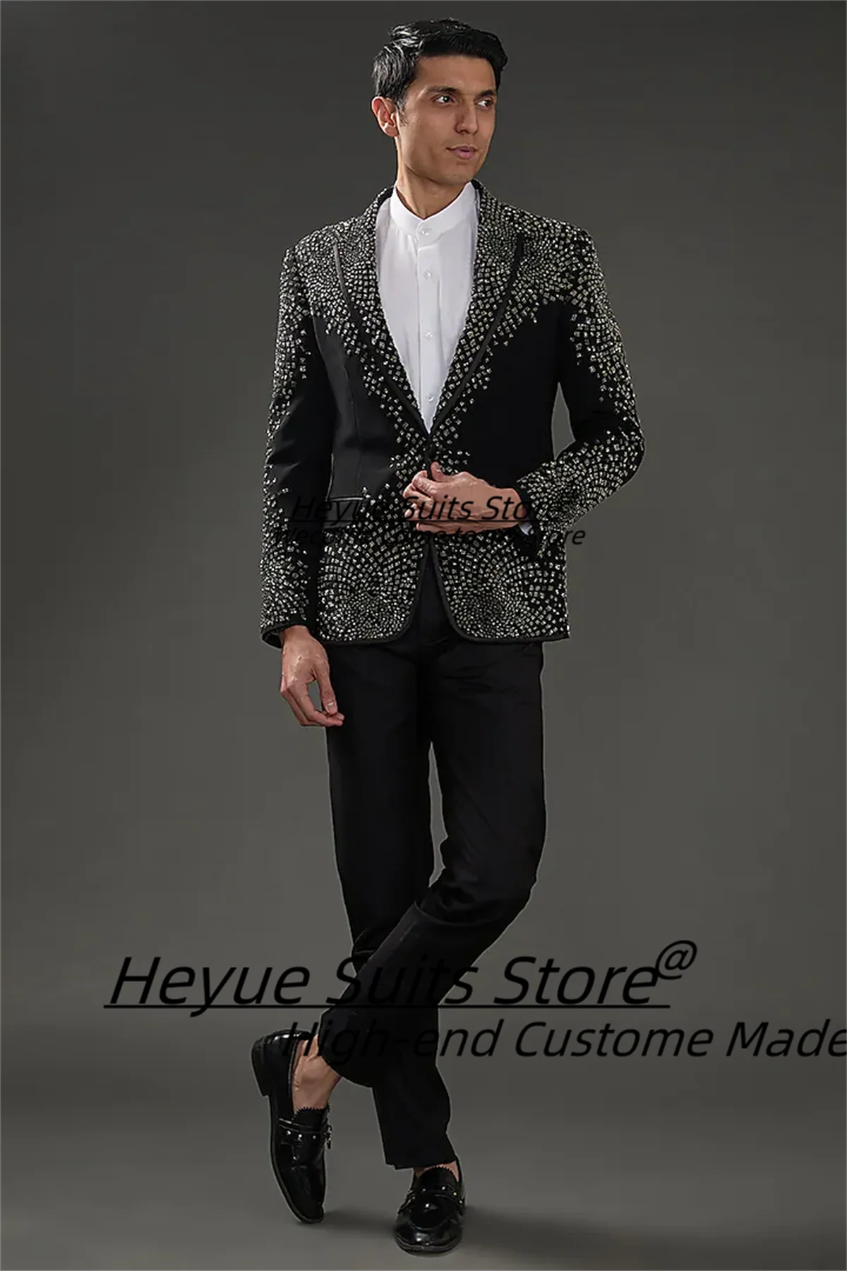 Gorgeous Black Velvet Cut-Beads Embroidered Tuxedo Set Customized Slim Fit Notched Lapel Groom Wedding Tuxedos 2 Pieces Sets