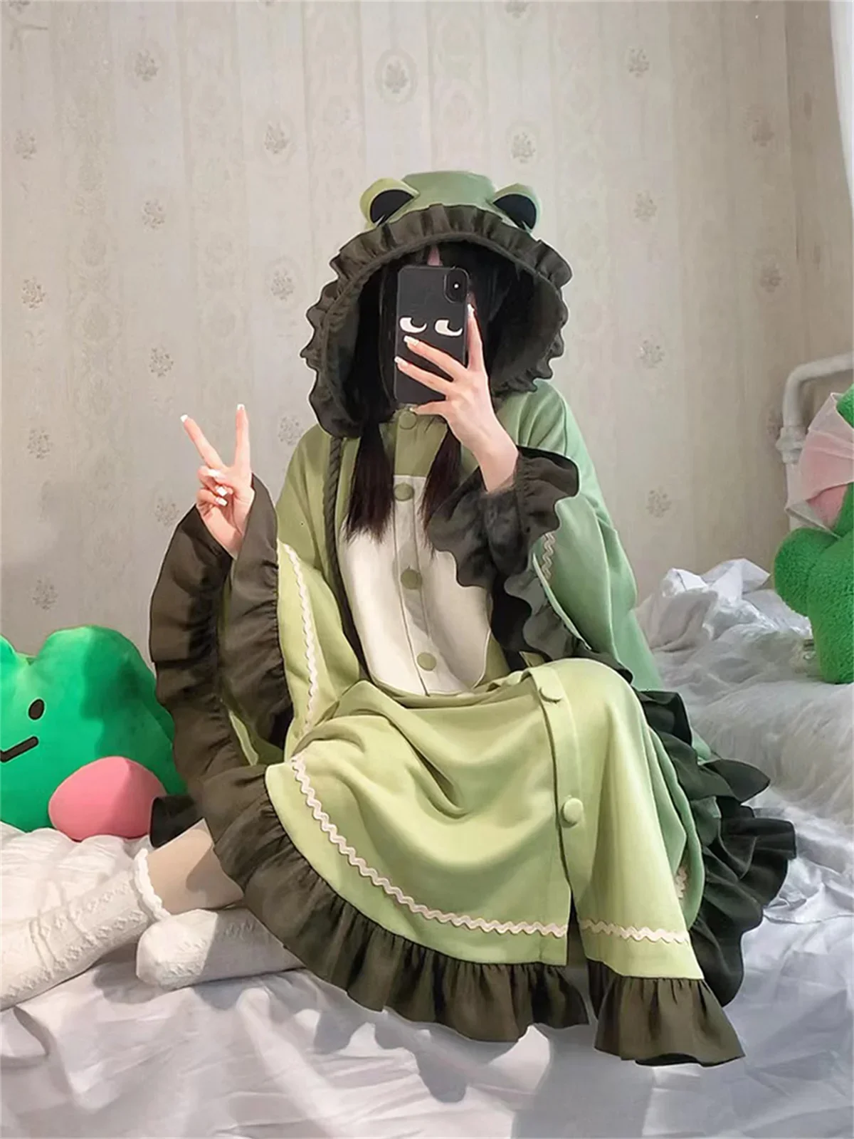 Originele Japanse schattige stijl Lolita Sweet Girl Kawaii zachte en comfortabele Ruffle Frog Cosplay mantel