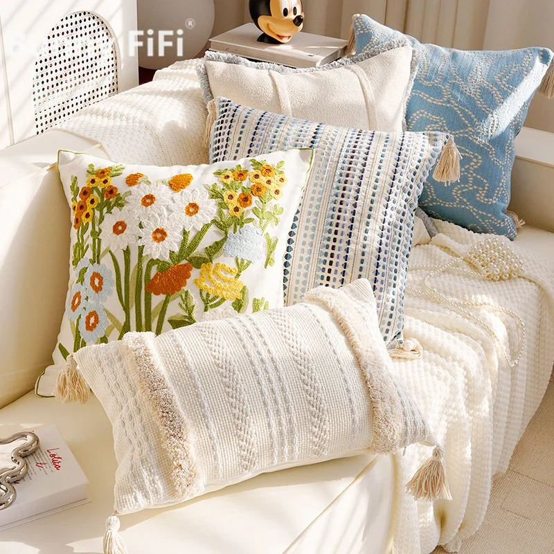 Embroidered Floral Throw Pillow Covers Colorful Flowers Plush Fur Cotton Decorative Cushion Covers For Sofa Bedroom Home Decor