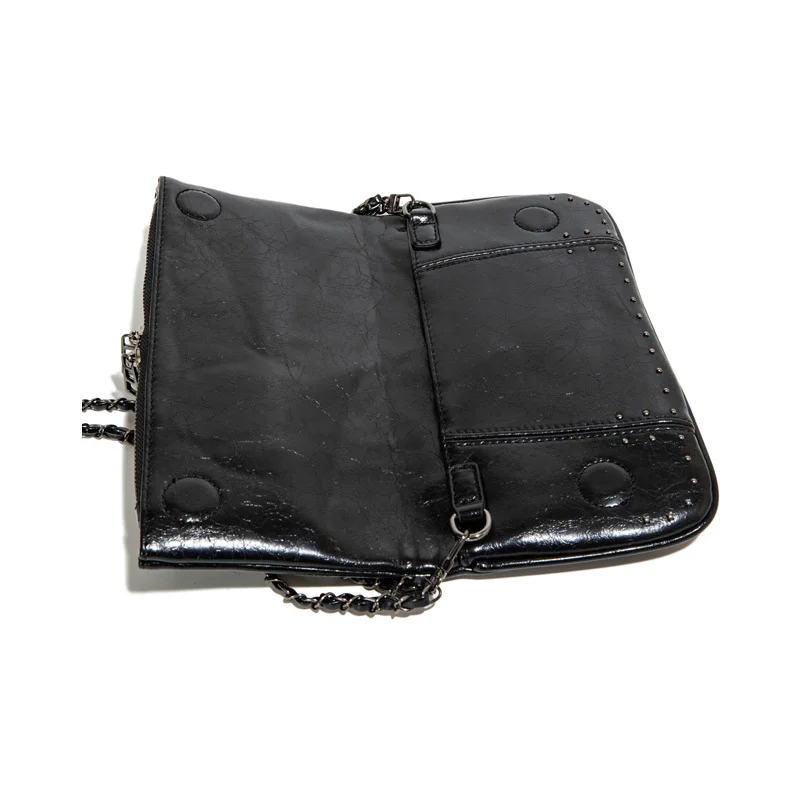 Bolso Bandolera Tipo Sobre Pequeño para Mujer 2026, Bolso de Hombro Casual de Cuero Encerado Negro Suave con Cadena de Remaches Plateados