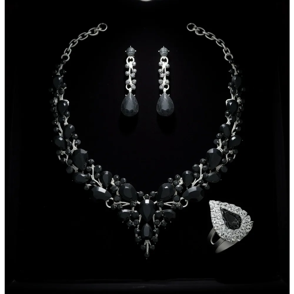 

Свадебный ювелирный набор для женщин: колье-чокер с подвеской в форме слезы, серьги-подвески, браслет и кольцо с кристаллами