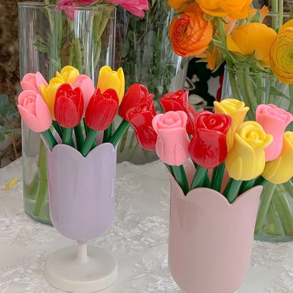 

3 Pcs Plastic Brush Pot Flower Shaped Pen Holder Storage Bucket Desktop ganizer Stationery Container Photo Props