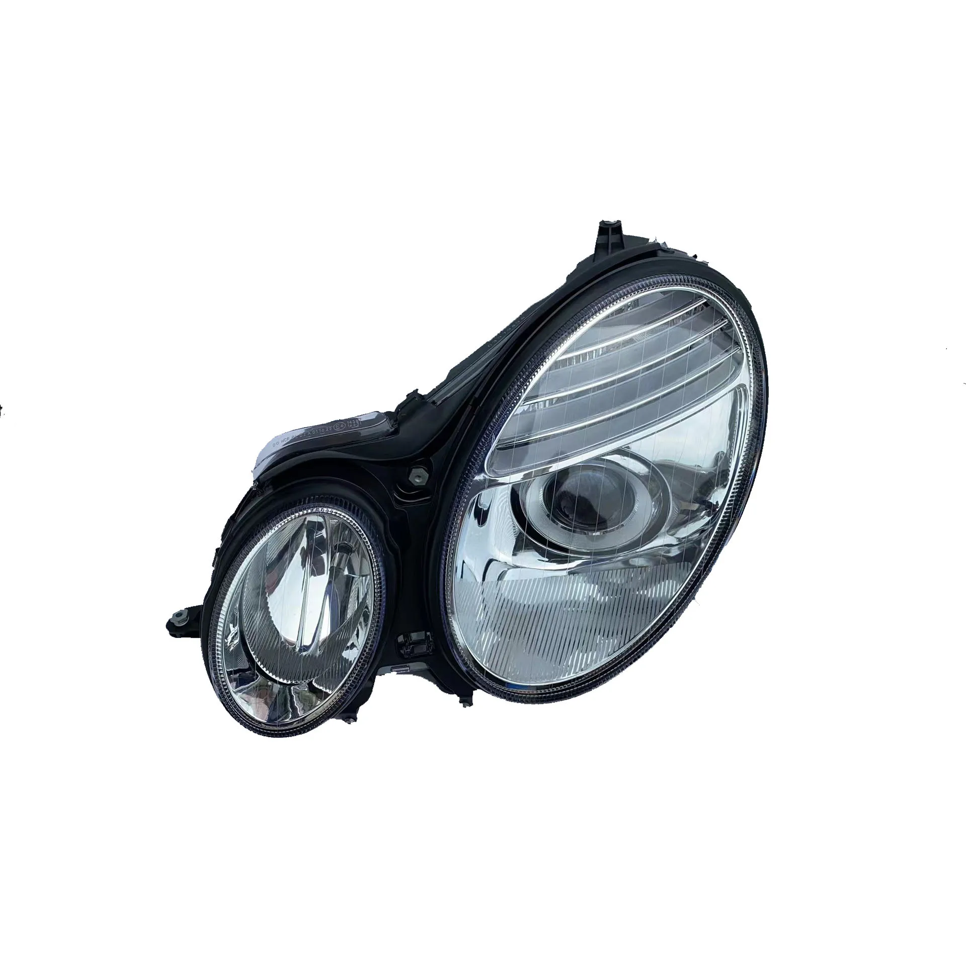 

Apply to Mercedes-benz 2010-2014 e-class original manufacturing car headlights, the new 211 car headlights.