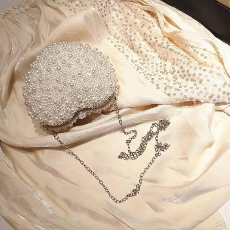 Love Pearl Hand Held Dinner Hand Woven Retro Internet Celebrity Bridal Bag Oblique Span Exquisite Simple Casual Trend Fashion
