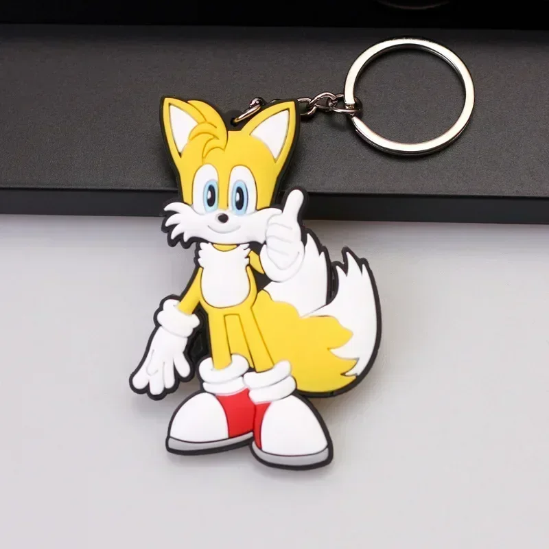 4 pezzi Gioco Soniced Portachiavi Anime Figura Cartoon Kawaii Auto Portachiavi in PVC Coppia Borsa Ciondolo Decorazione Regalo di compleanno per bambini