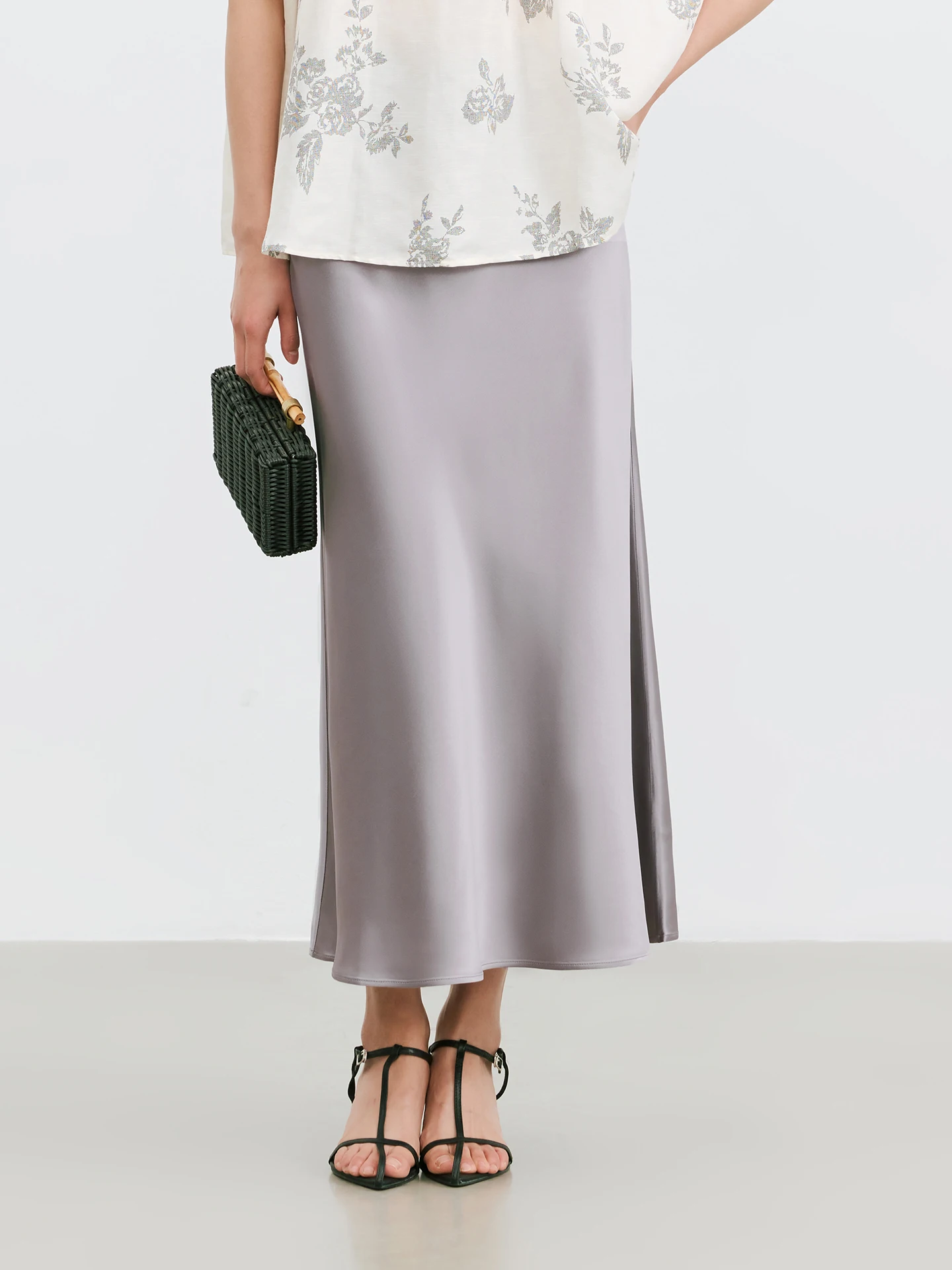 

Jaimin New Arrival Satin Acetate Elastic Waist Skirt Tailored Silk Cut Fish Tail Half Skirt Elegant Commute Style 652260