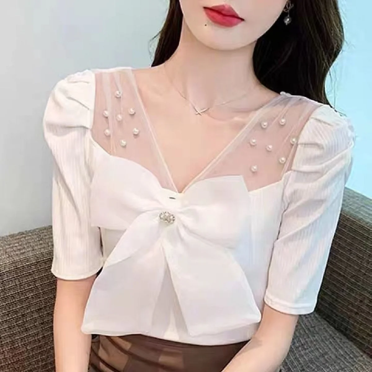 Summer Blouses 2025 Korean Fashion Casual T Shirts V Neck Bow Beading Pearl Vintage Mesh Short Sleeve Trend Women Clothing
