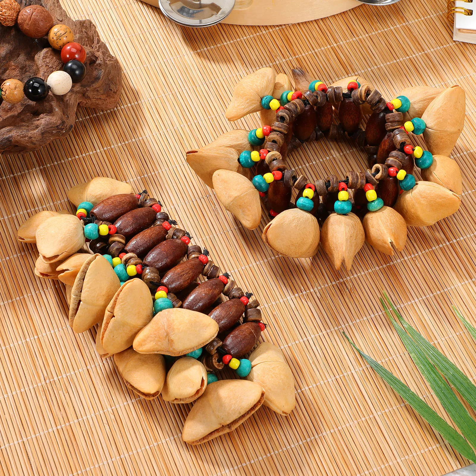 

2 шт. африканские ритмические колокольчики из ореховой скорлупы в племенном стиле, креативный музыкальный инструмент джембе, уникальные колокольчики для танцевальных вечеринок