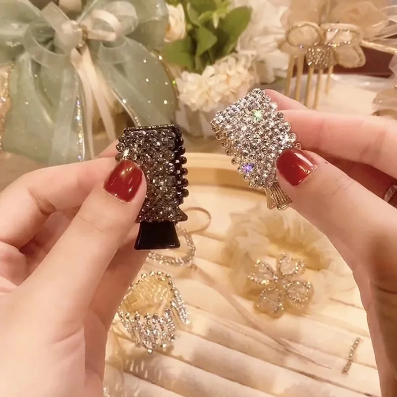 Fashion Pearl Rhinestone Metal Hair Clip Women Girls Mini High Ponytail Holder Crystal Hair Claws Elegant Party Headdress