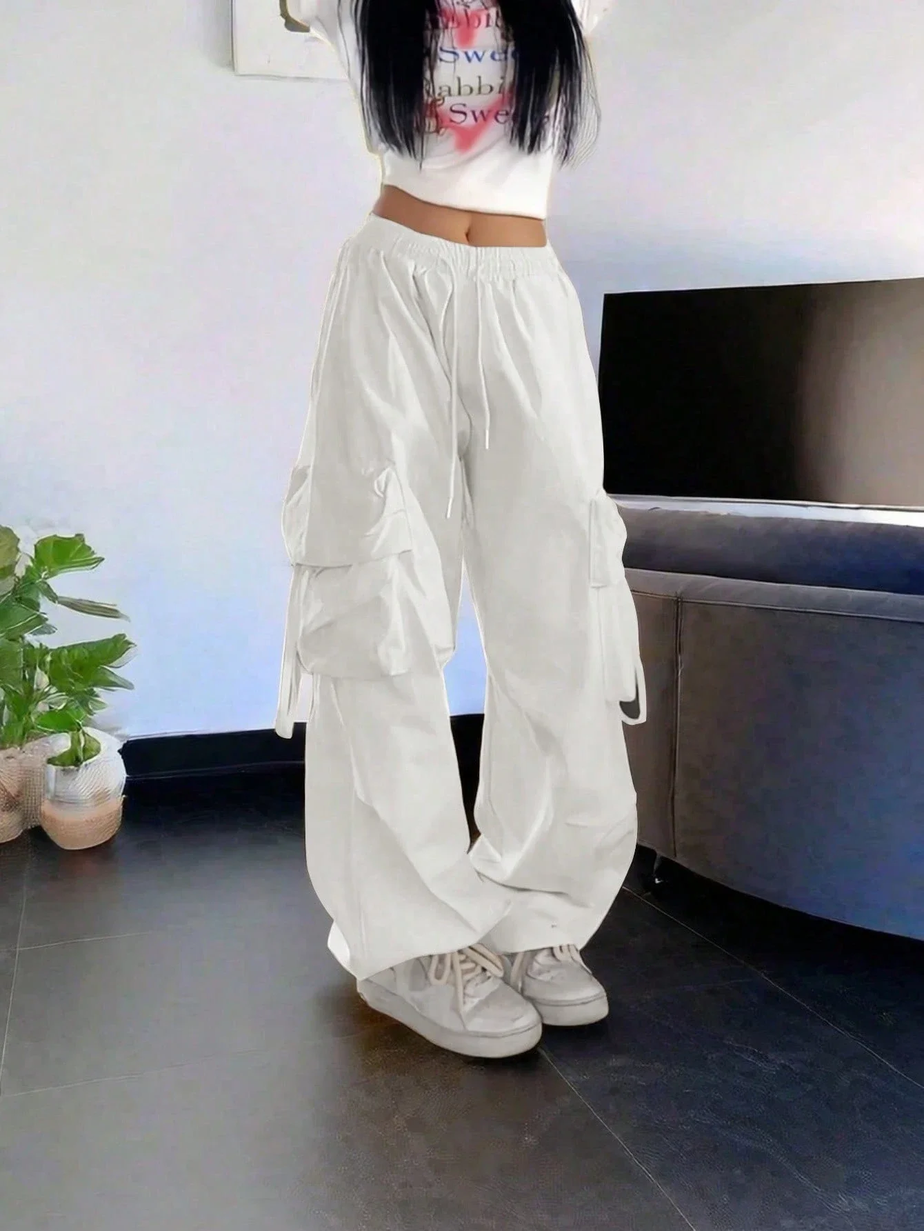 

Широкие брюки-карго с высокой талией, накладными карманами и шнурком на талии, повседневный уличный стиль Y2K