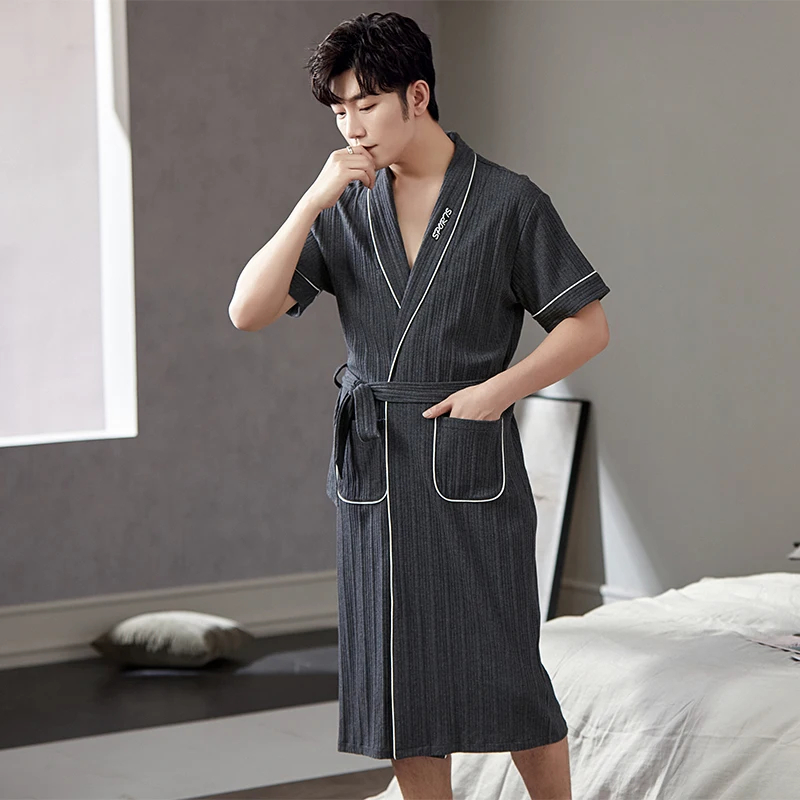 Fashion Bathrobe New Style Thin Cotton Knited Men Robes V Neck Mens Sexy Sleepwear Summer Male Kimono Short Sleeve Pajamas L-4XL