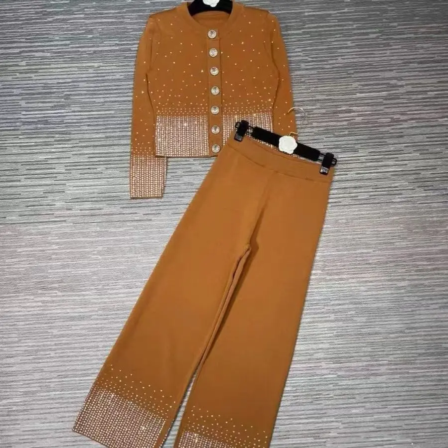 

2025 Heavywork вязаный комплект со стразами, женский осенний новый дизайнерский элитный шикарный утягивающий кардиган, пальто, брюки, наряд