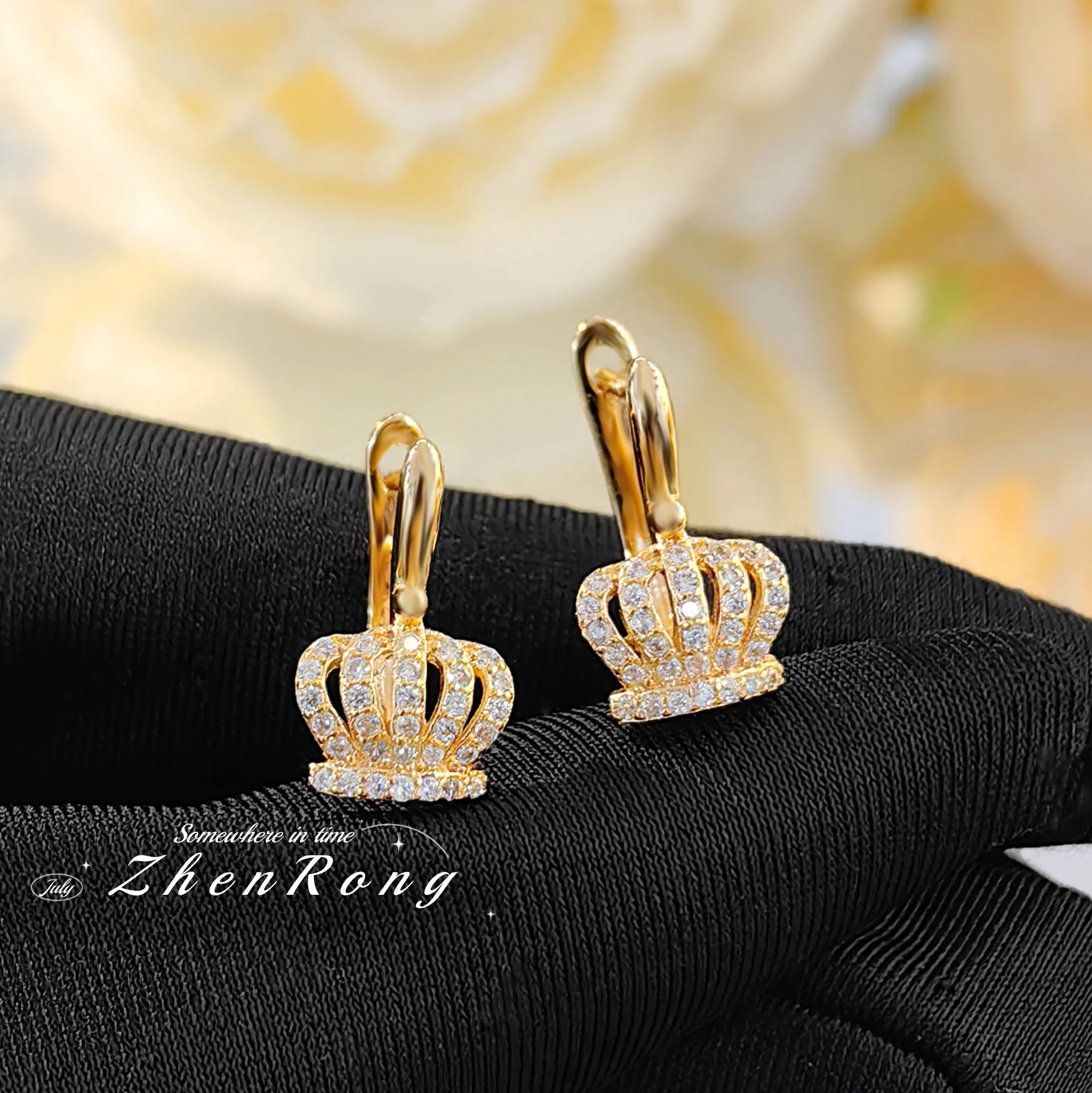 sterling silver pendant earrings, new light luxury temperament trendy girl earrings, women's Korean version of high-end zircon