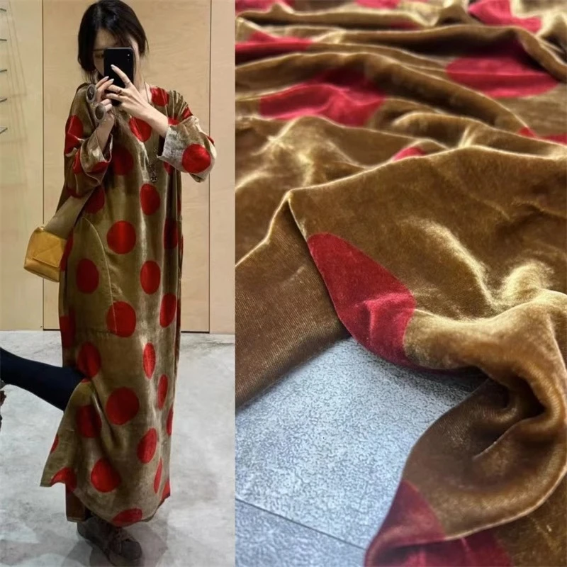 

Европейская Осенняя Классическая шелковая бархатная ткань в горошек с цифровым принтом, модная дизайнерская термоткань на бретельках для платья