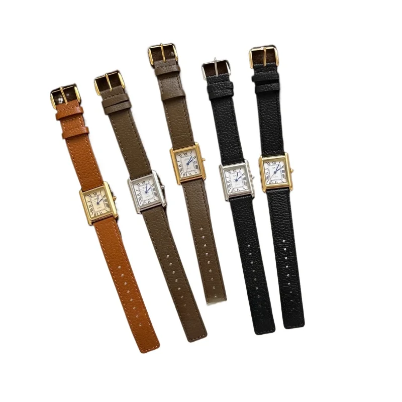 ساعة كلاسيكية تريند للسيدات أنيقة وبسيطة ريترو 2025 مقاومة للماء كوارتز هدية عيد ميلاد ذات إحساس مميز