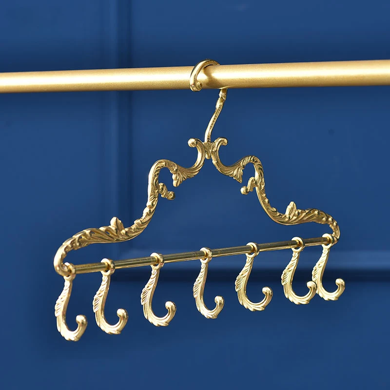 

European Retro Brass Clothing Hanger Carved Clothes Rack Home Decoration Hangers Wardrobe Storage Organizer Hotel Coat