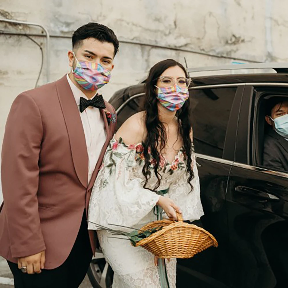 Vestido de noiva de sereia de renda bordada personalizado flores coloridas meia lanterna mangas fora do ombro vestido de noiva com faixa