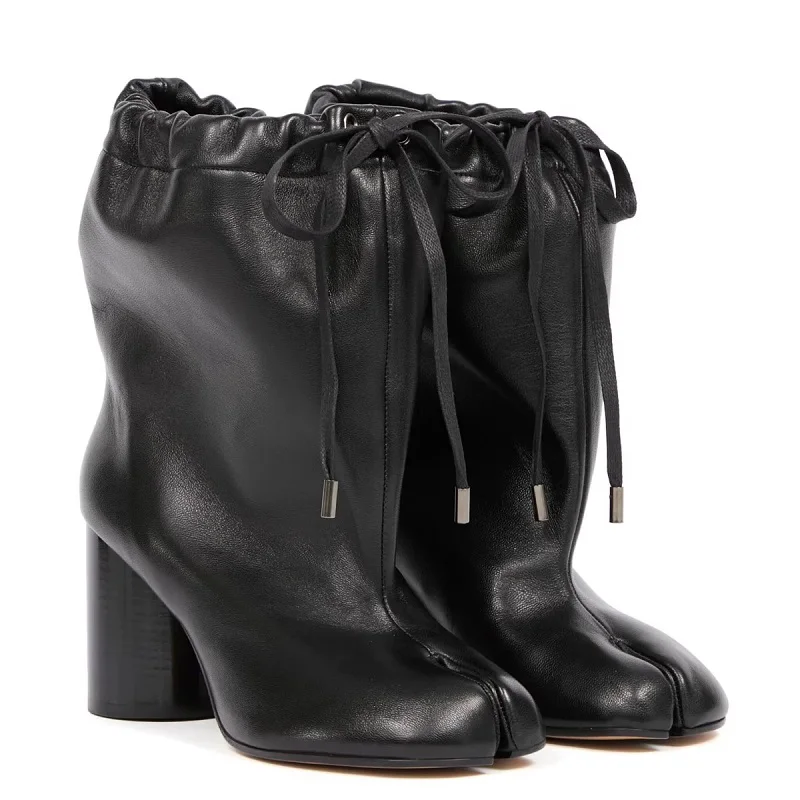2026 Botas Tabi negras para Mujer, Botas con punta abierta y tacón alto grueso, Zapatos de cuero para Mujer, Zapatos de moda de otoño para Mujer, Botas para Mujer