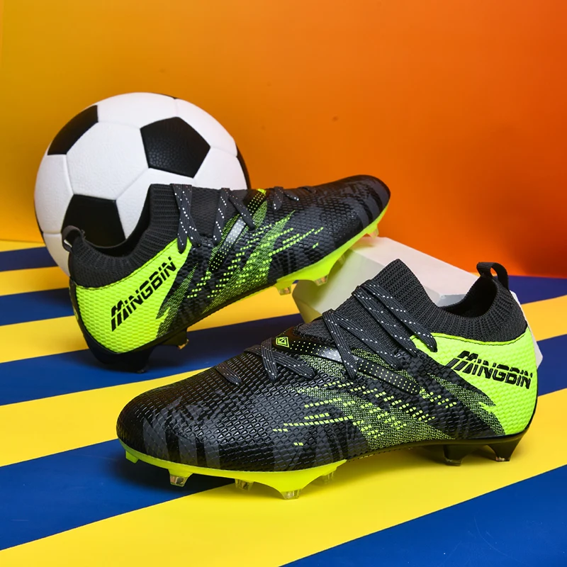 

New Football Shoes Professional Low-top Soccer Field Cleats Outdoor Breathable Athletic Spikes Youth Boys Football Shoes Unisex