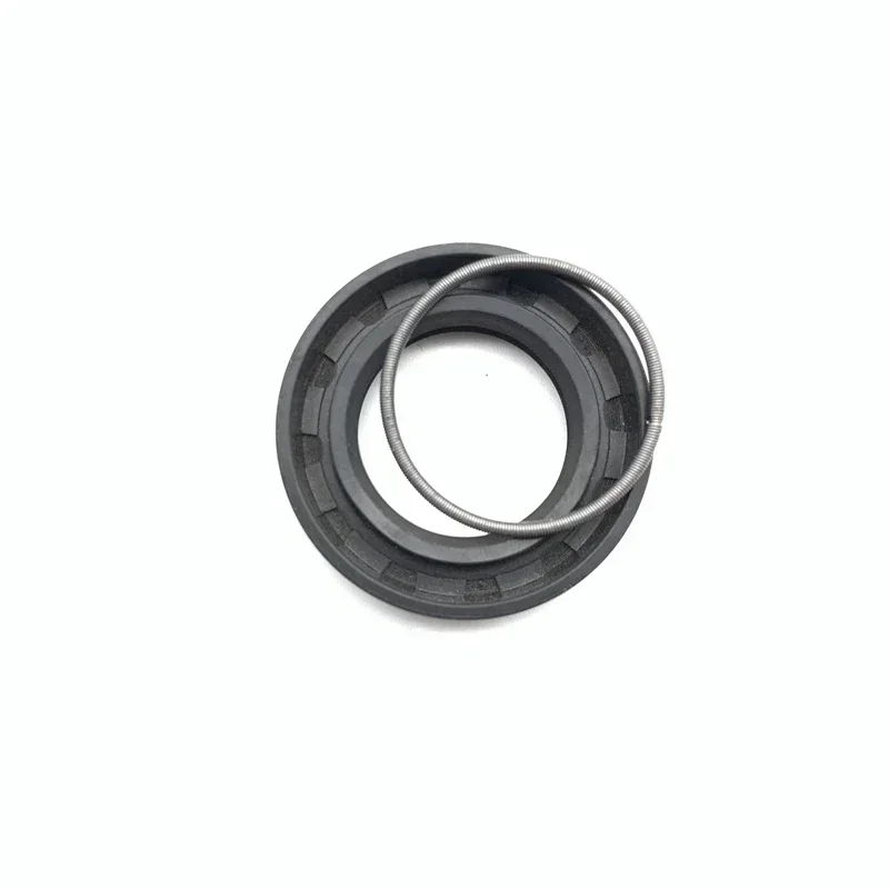 

TC/TG4 Skeleton Oil Seal ID 20mm OD 26~72mm Oil resistant/wear-resistant/prevent oil leakage Black NBR Nitrile Rubber Seal Ring