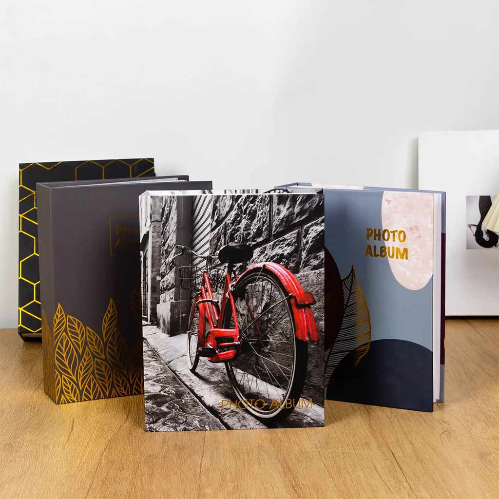 Dieses exquisite 6-Zoll-Fotoalbum mit gedrucktem Muster bietet Platz für 200 Fotos auf Reisen, Mementos und Familienerinnerungen