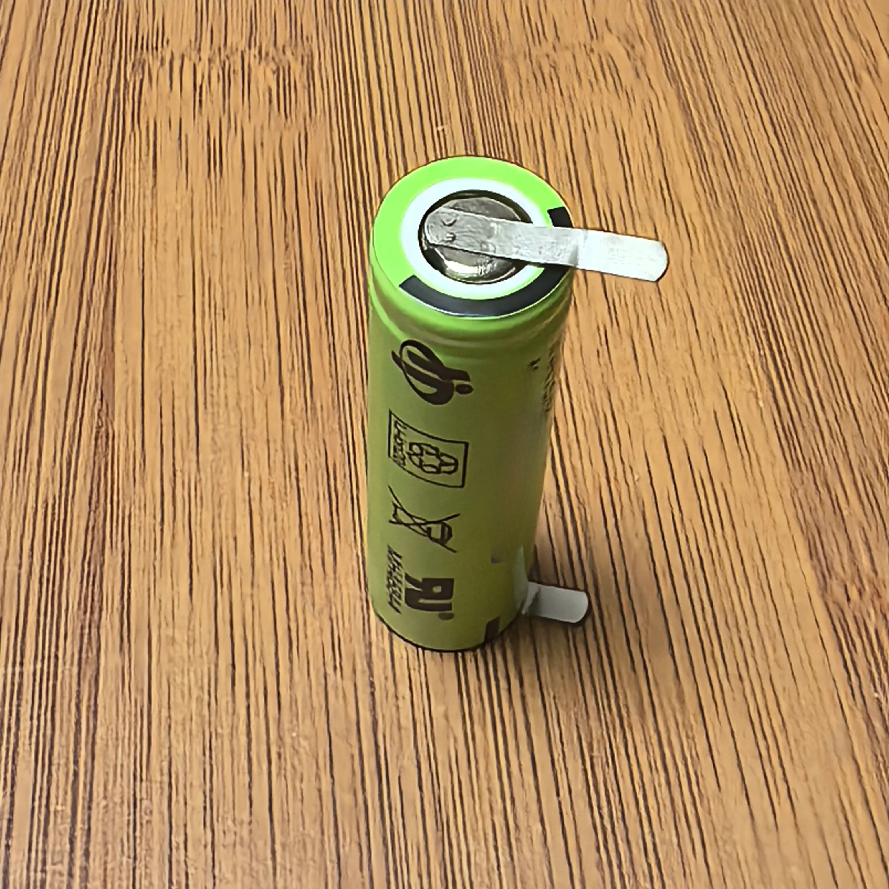 Brand new razor battery 14500 3.6V 750mAh lithium-ion battery with solder pins 10pcs