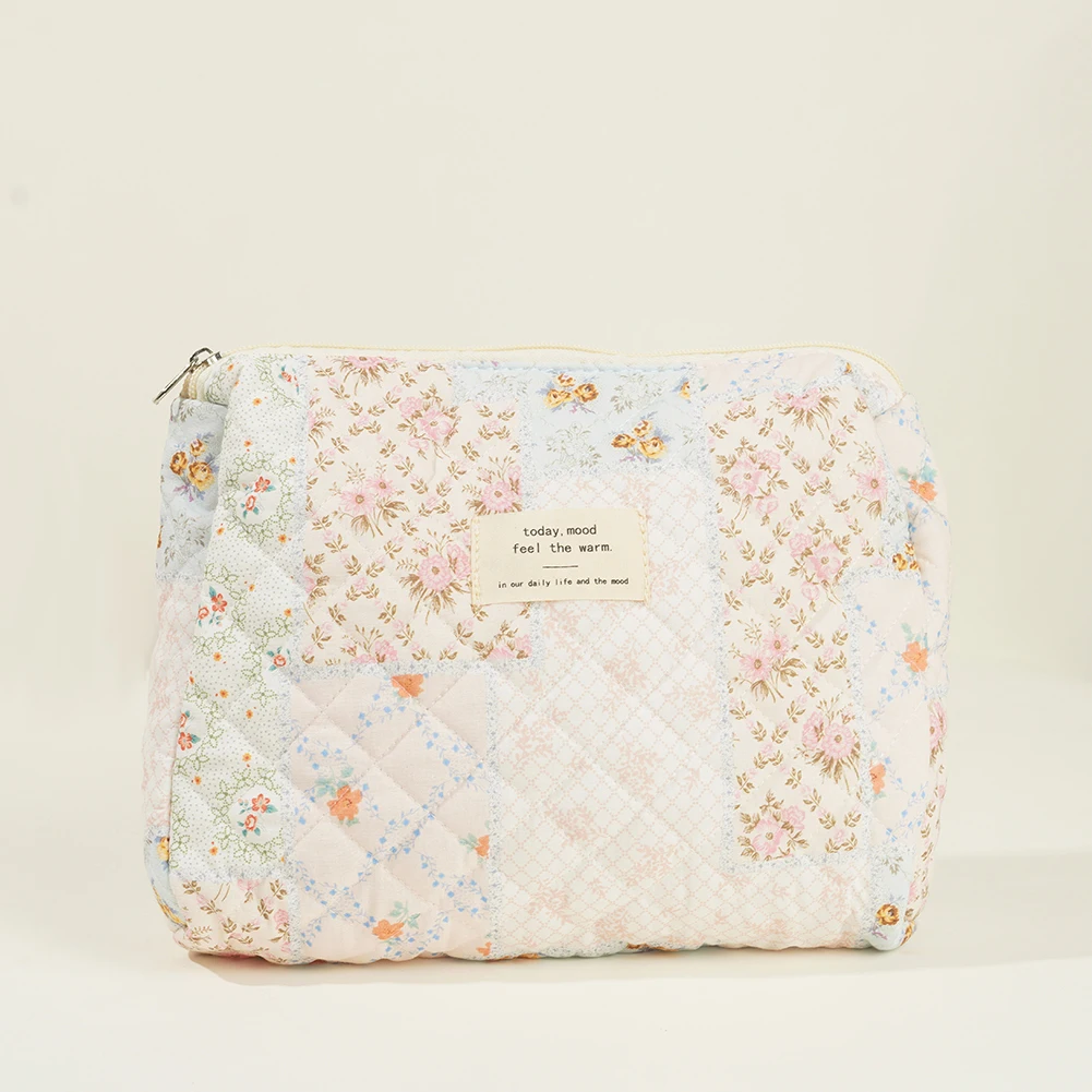 

Women Large Makeup Bag 3 Pcs Cotton Quilted Toiletry Organizer Bag Zipper Toiletry Bag Cute Pouch Travel Bag