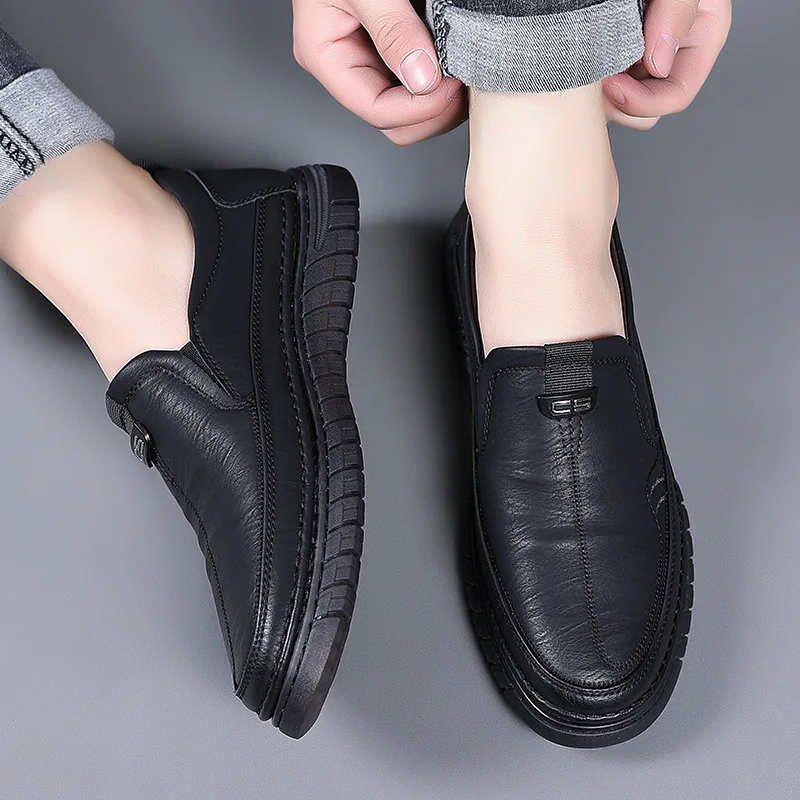 Spring casual shoes men's driving shoes beef tendon outsole anti-slip wear breathable comfortable soft sole soft shoes