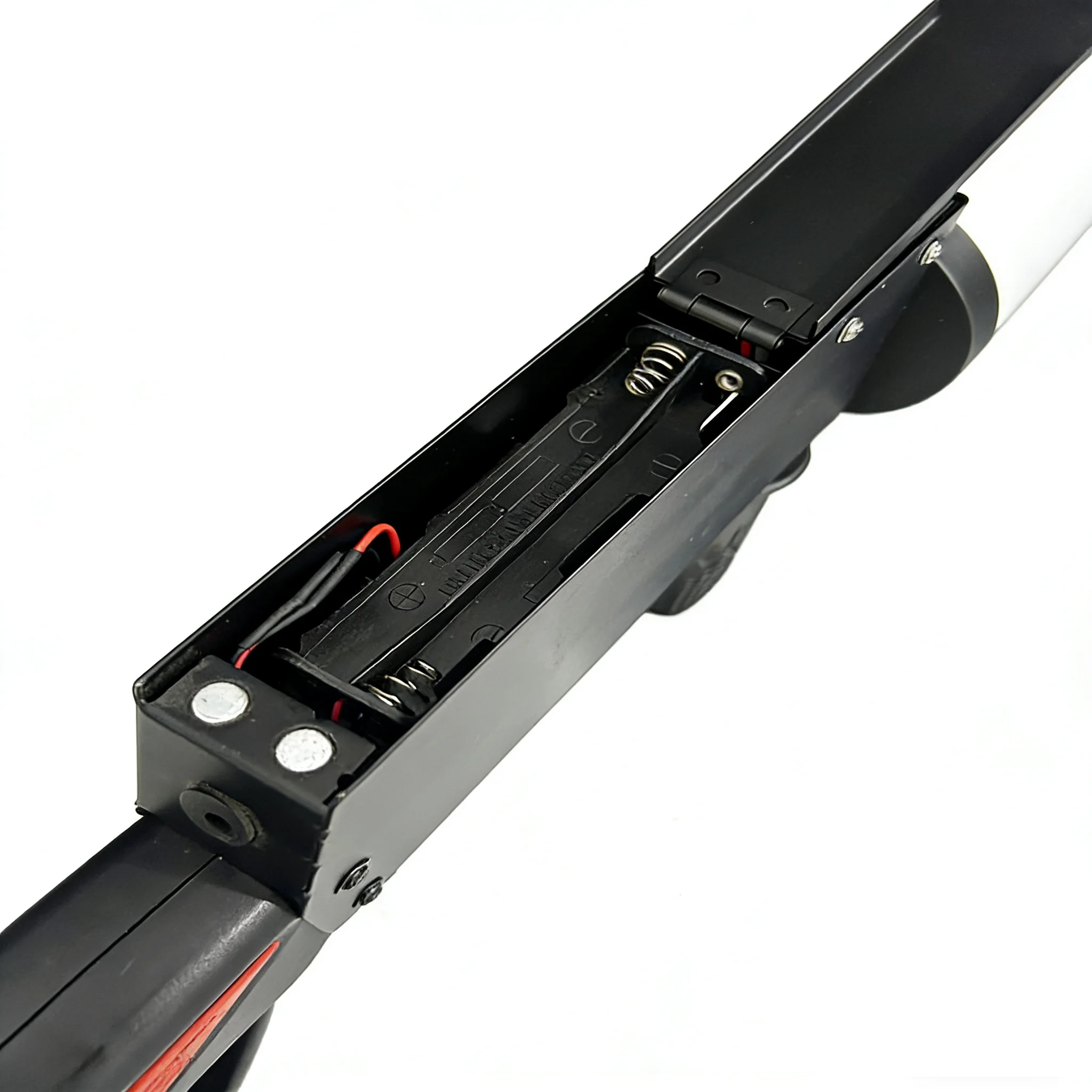 Handheld RGB LED CO2 Cannon Jet Smoke Gun Iron Material 6-8m Spraying Distance 2 Hours Battery Life