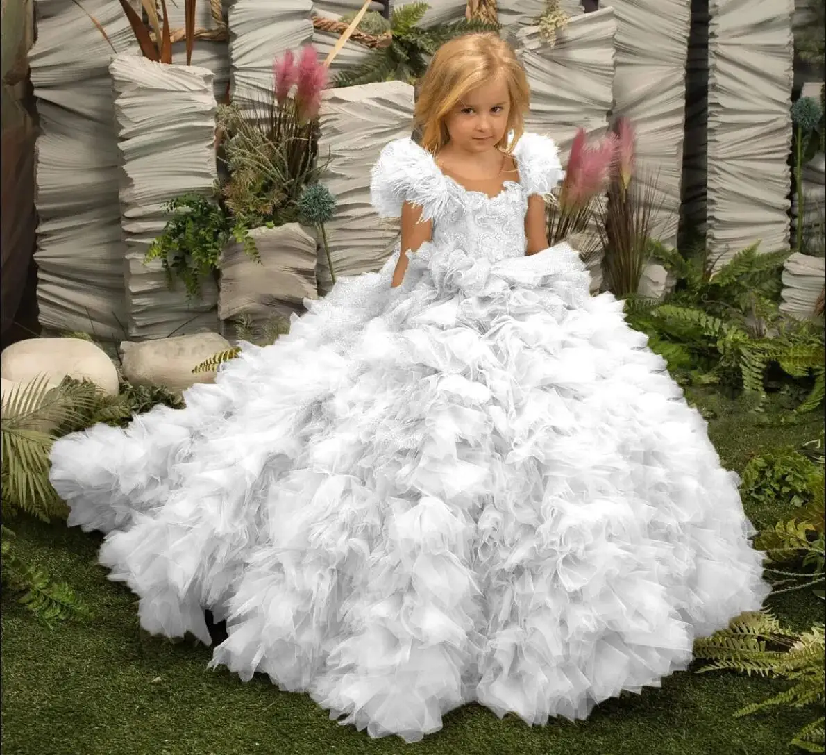 

Party Dress Kids Puffy Lace Flower Girl Dresses Princess Cute First Communion Gowns Wedding Dinner Baptism Gift