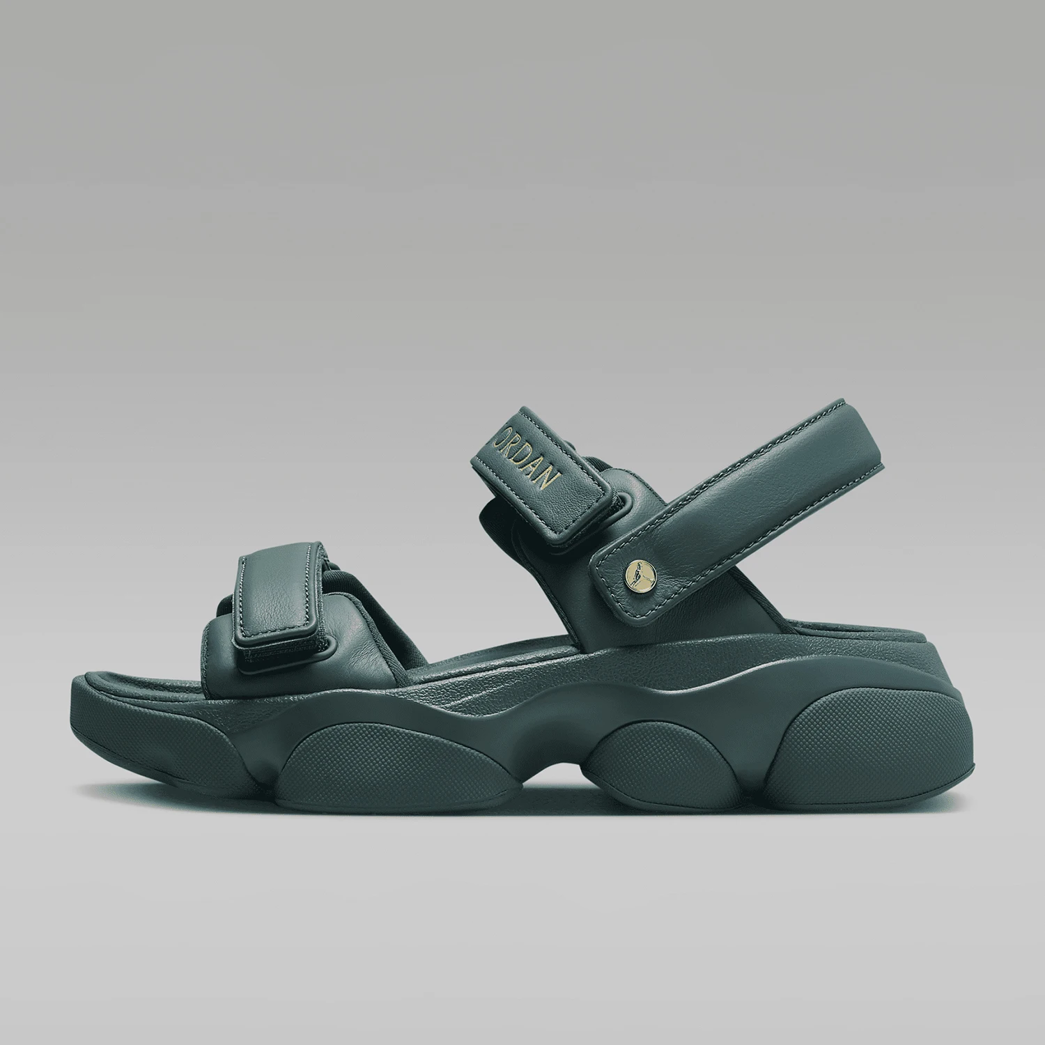 Nike genuine Jordan Deja women's fashionable thick soled wear-resistant sandals FN5036-300
