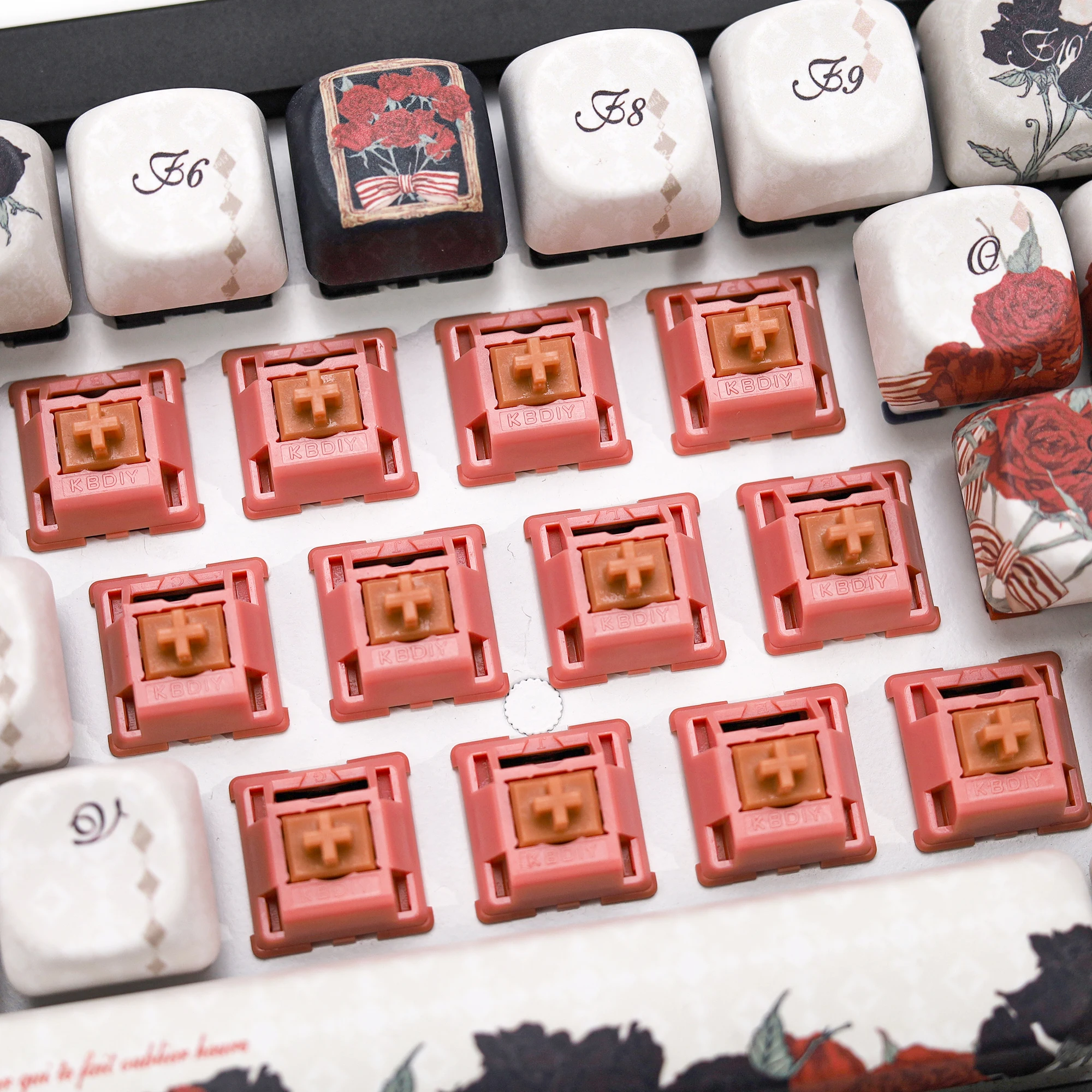KBDiy RoseWood Switch 5Pin 40gf vorgeschmierte POM Linear Creamy Switches für benutzerdefinierte DIY 60% Gaming mechanische Tastatur Aula F75 Pro – Detail 14