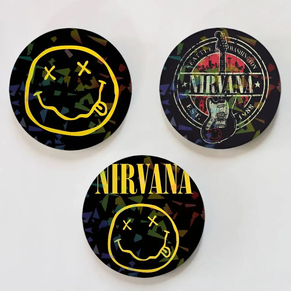 Band N-Nirvana Round Exquisite Laser Badge Brooches Creative Pins For Clothes Hat Backpack Gift Accessories