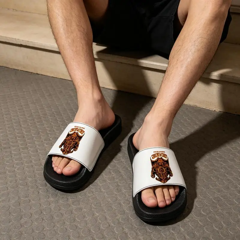 Ladies Men's home slippers，Comfortable indoor slippers，Suitable for daily home use，Stylish and durable，It is an ideal choice for
