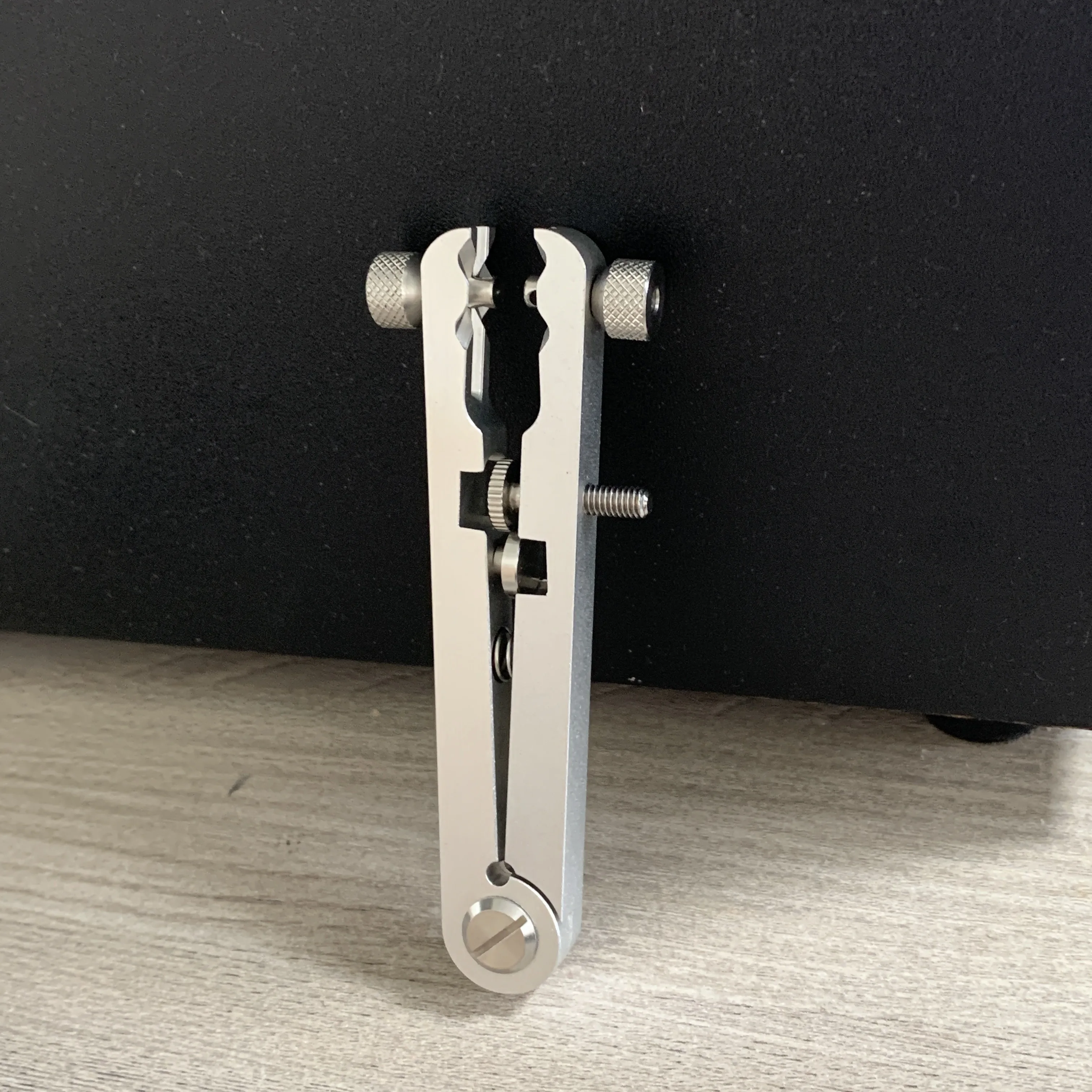 Stainless Steel Watch Bracelet Pliers Spring Bar Removal Tool Adjustable Tips for Watch Band Repair and Replacement