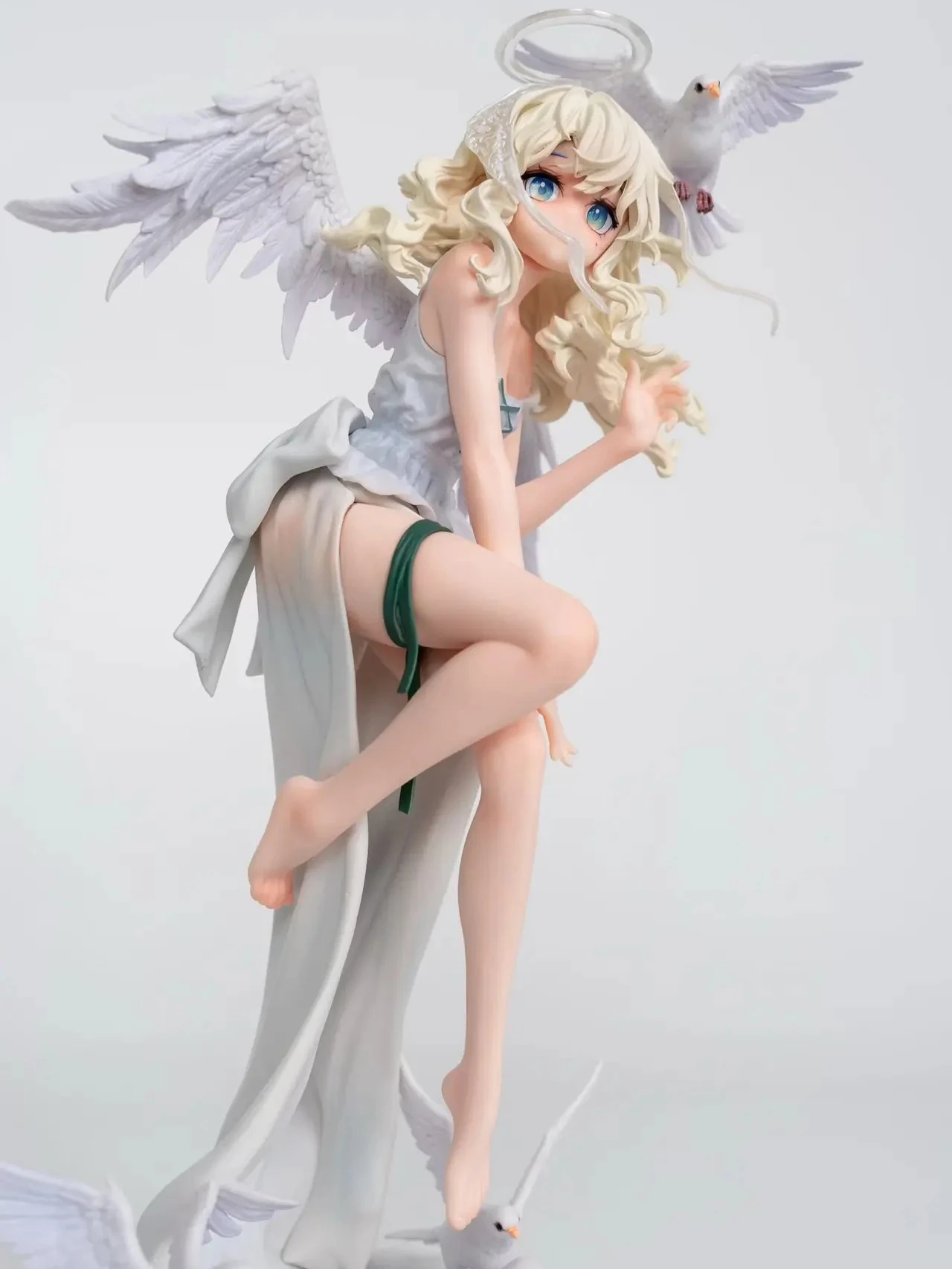 

Фигурка Ангела Ариэль 25 см - доступны оригинальные и альтернативные цветовые варианты, модель аниме-статуэтки и коллекционный декор для рабочего стола