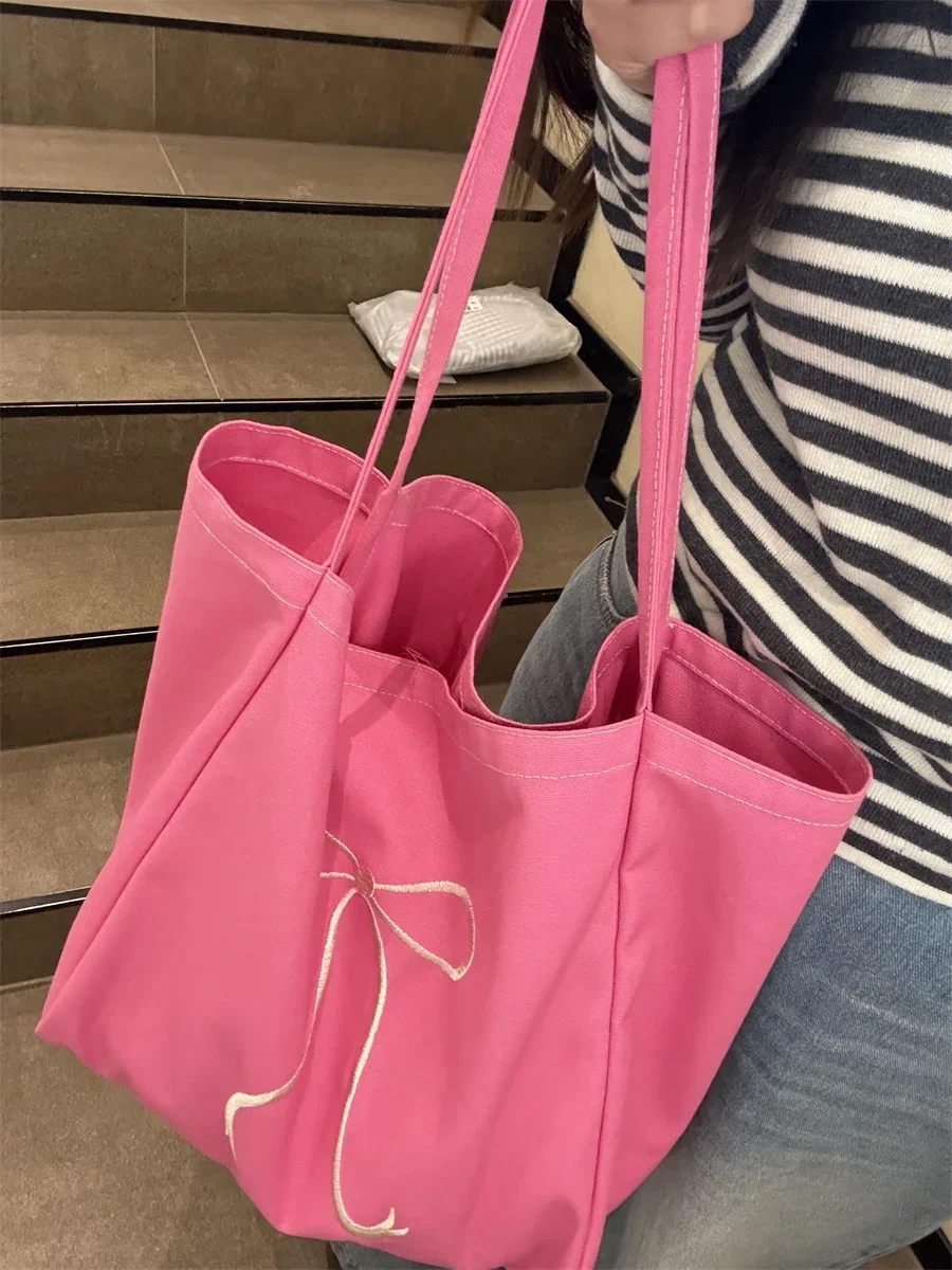 

Large Capacity Tote Bag For Women Embroidery Bow Canvas Shoulder HandBag Versatile Commuting Shoulder Tote Bag