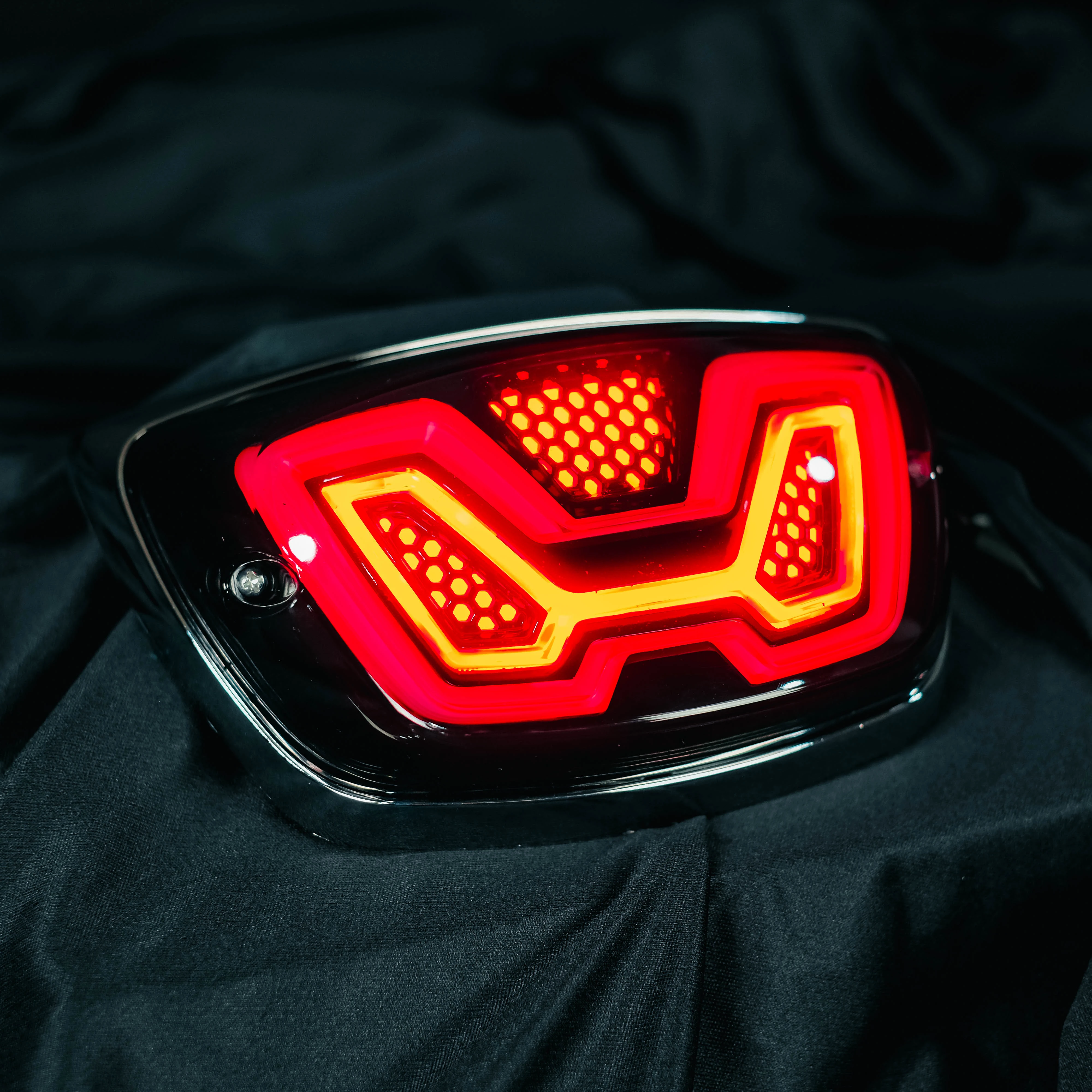 

STLFVIRTU LX 125 Motorcycle Scooter Parts Brake Lights LED Stoplamp Rear Tail Light for Piaggio Vespa LX & S Custom Accessories