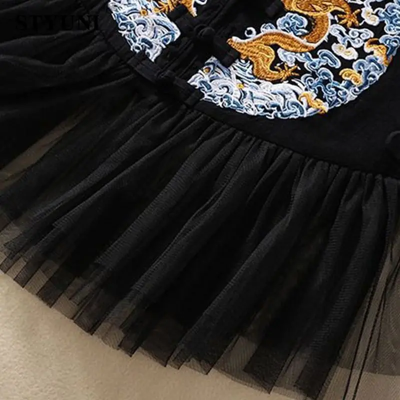Black Embroidery Vintage Lace Sleeveless Loose Thick Single Breasted Women\'s Jacket Vest Korean Fashion Jackets Coat For Women